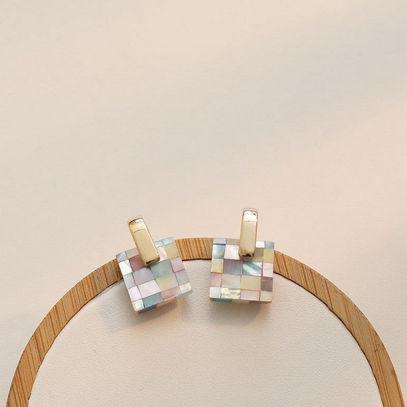 カラーラティスシェルピアス 《ac0005》