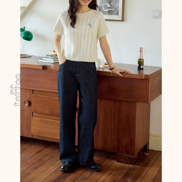 サイド刺繍ストレートデニムパンツ Z00561