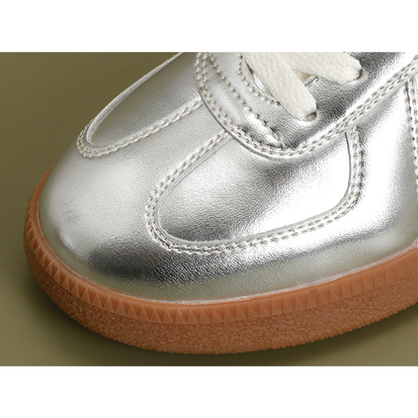 カジュアルシルバースニーカー X-254