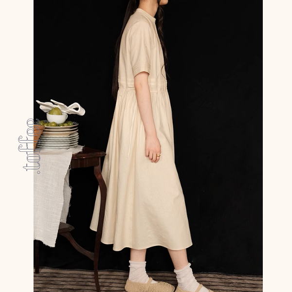 リボン刺繍とプリーツの上品ワンピース《Z01045》