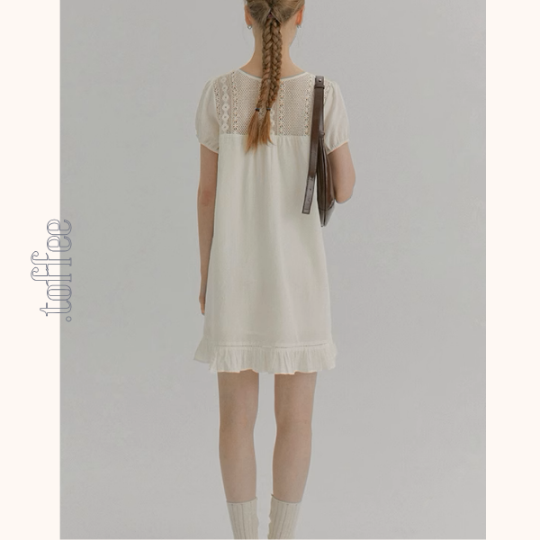 メッシュレースホワイトワンピース《Z01019》