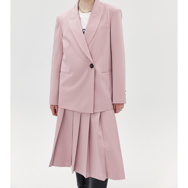 オーバーサイズジャケットとプリーツスカートのピンクセットアップ X-404