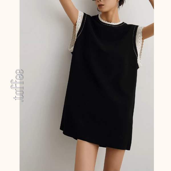 クルーネックレースディテールブラックワンピース《Z00948》