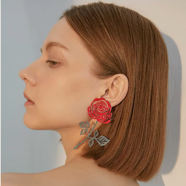 ローズモチーフメタルピアス《Z01036》