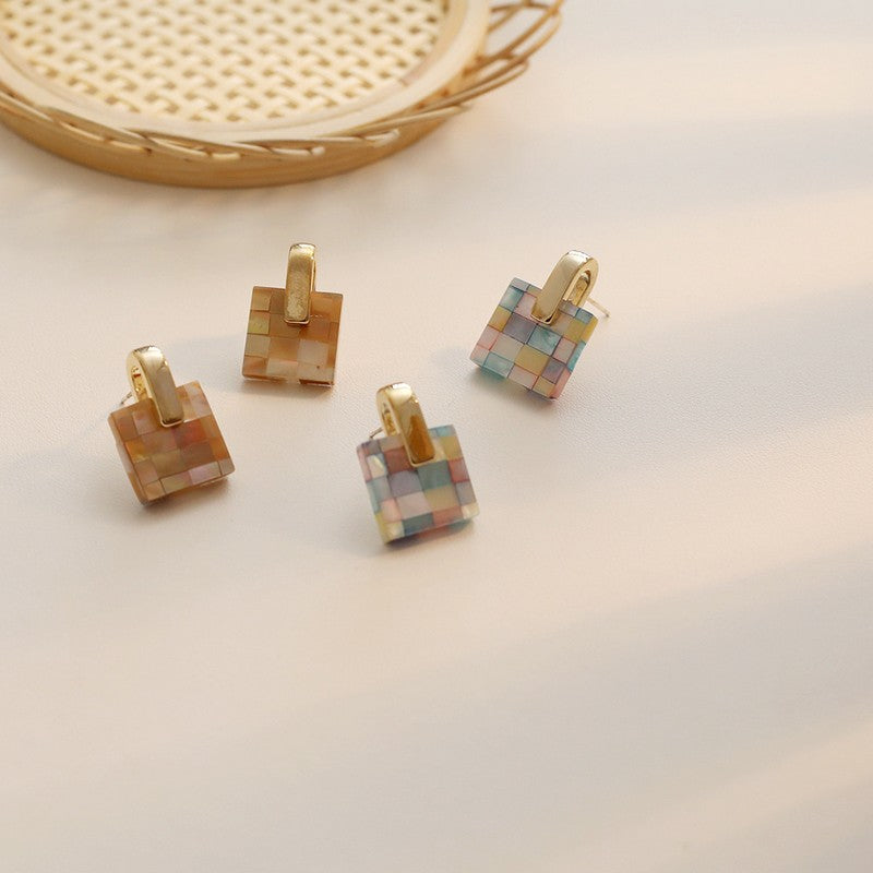 カラーラティスシェルピアス 《ac0005》