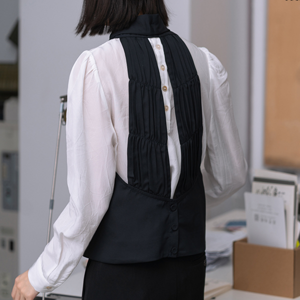 Vネックバックフリルデザインベスト Z00552