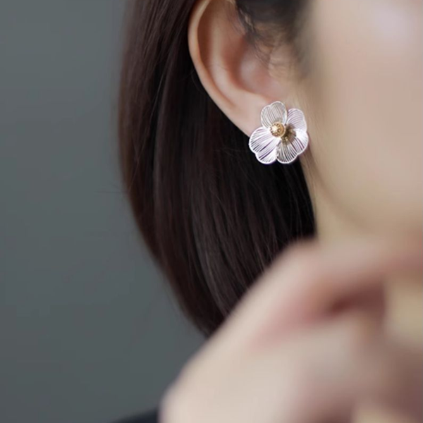 【2pattern】ワイヤーフラワーモチーフイヤーアクセサリー 《Z00768》