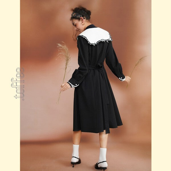 月明かりのバンビが佇む:オリエンタルと幻想が交差するプレッピーワンピース C0186