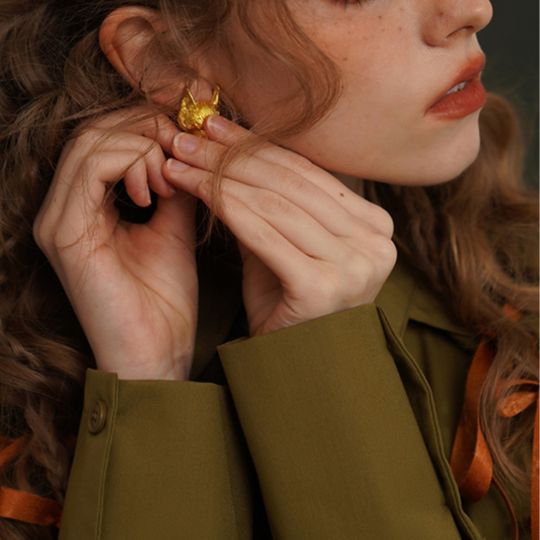 【2Size】ゴールドアニマルピアス w-031