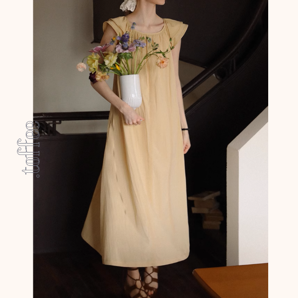 フライングスリーブミモレ丈ワンピース《Z01026》