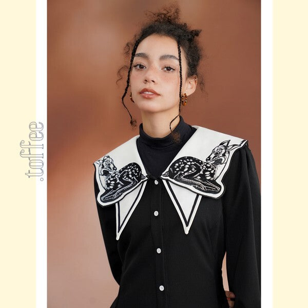 月明かりのバンビが佇む:オリエンタルと幻想が交差するプレッピーワンピース C0186