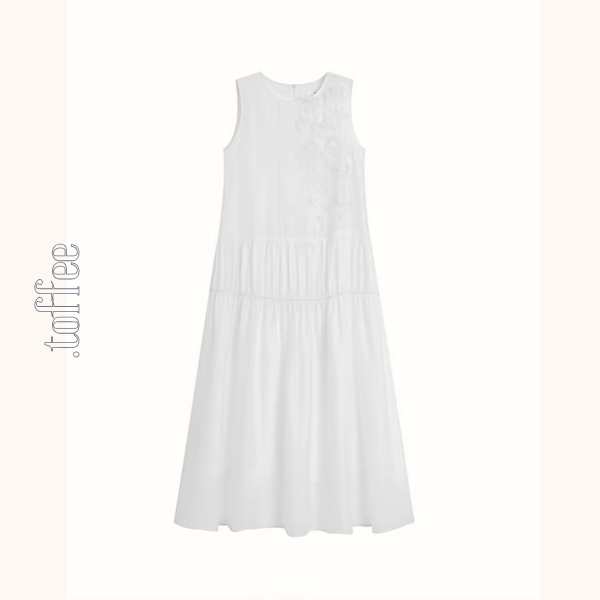 フラワー立体装飾ノースリーブティアードワンピース《Z00887》