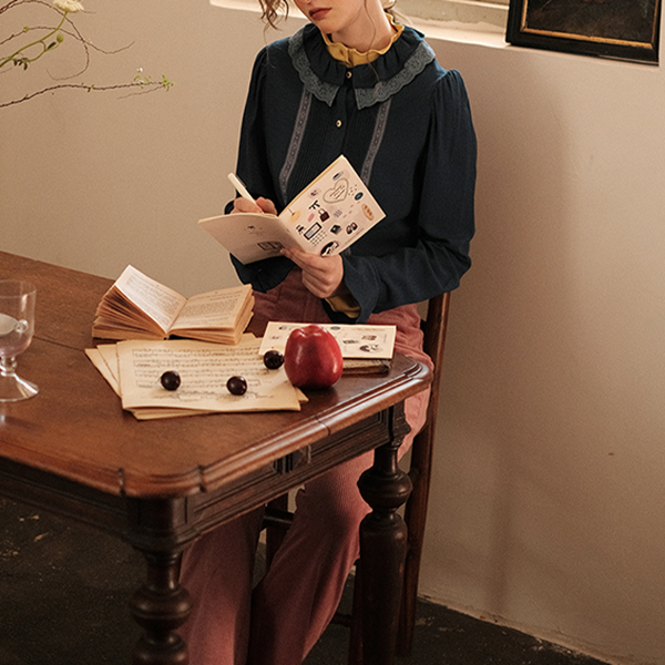 ダブルレースカラーガーリーブラウス Z00508