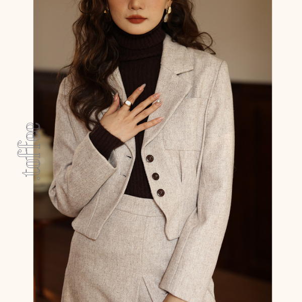 ショートテーラードジャケット&ロングプリーツスカート セットアップ 《Z00773》