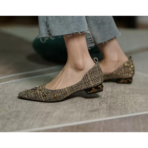 スタッズデコレーションチェックパンプス w-125