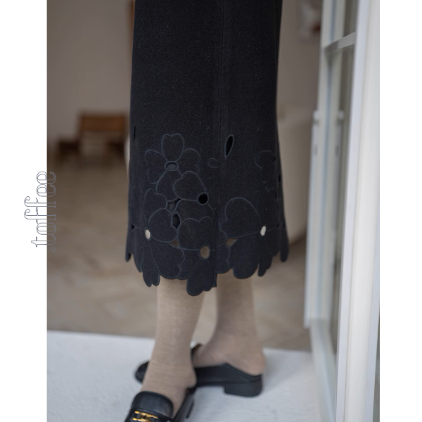 【2color】花柄レースAラインミディ丈スカート《Z00859》