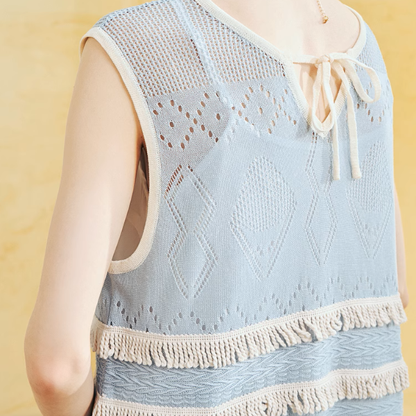 タッセル装飾ノースリーブトップ《Z00965》