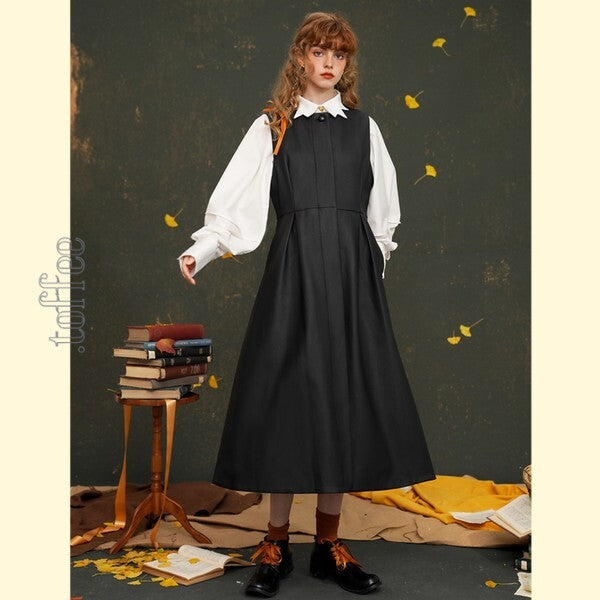 【2color】立体アートを纏う:キツネボタンの折り紙ブラウス C0174