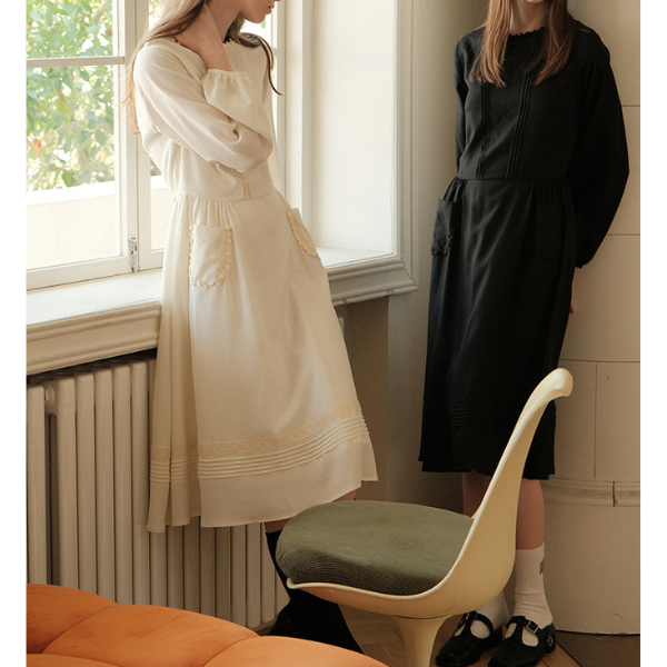 【2color】北欧風フラワー刺繍入りミモレ丈ワンピース  Z00010