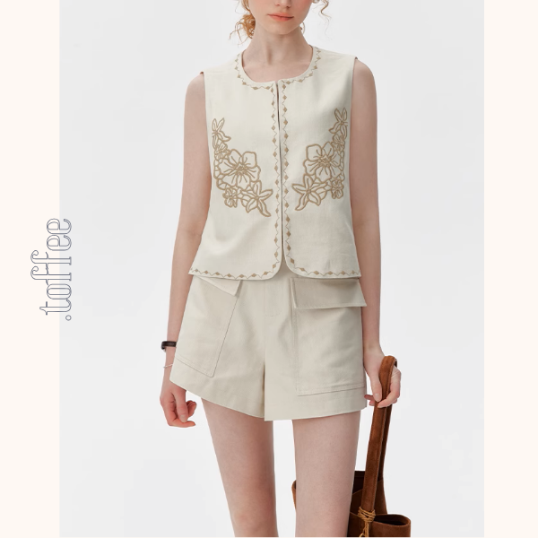 ハイビスカス刺繍ベスト&ショートパンツセットアップ《Z01008》