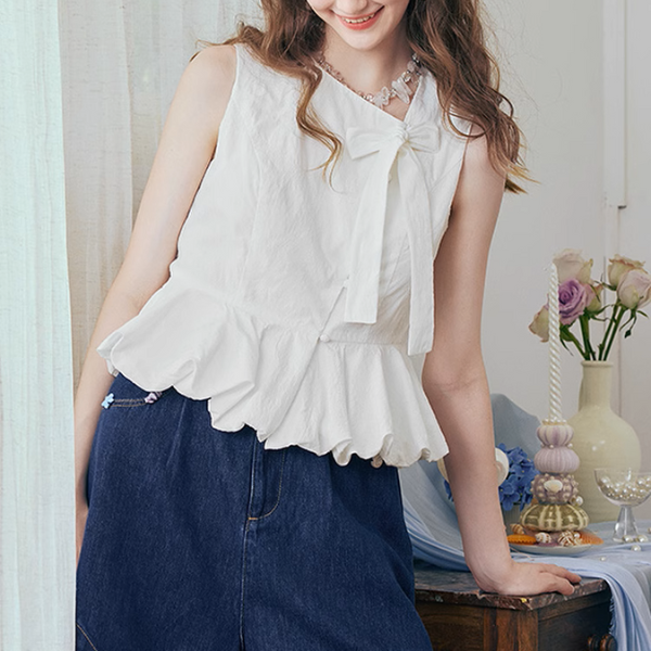 リボン装飾付きアシンメントリーペプラムトップ《Z00975》