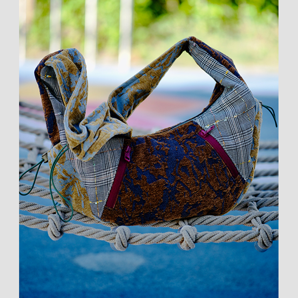 サイドチェックマルチカラーショルダーバッグ Z00489