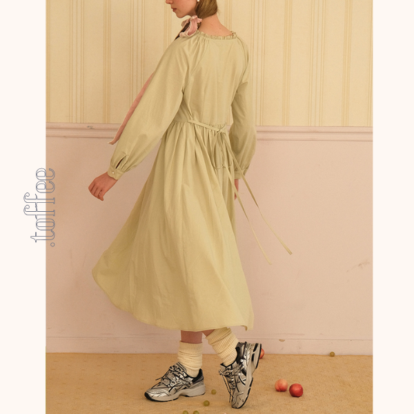 ギャザー入りAラインロングワンピース 《Z00752》