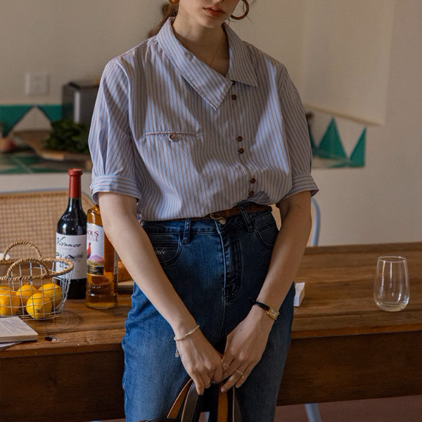 【2color】ストライプ柄ボックスシルエットシャツ《Z00854》