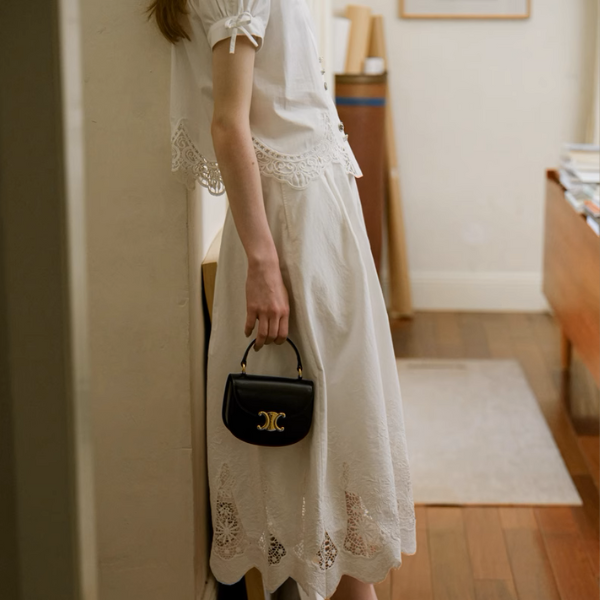 レーズヘムブラウス&フローラルレースミモレ丈スカートセットアップ《Z00896》