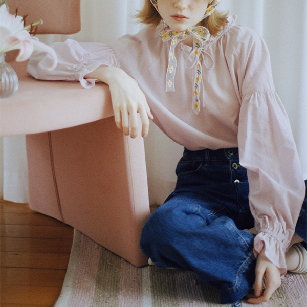 【2color】リボン&フリルディテールブラウス 《Z00755》