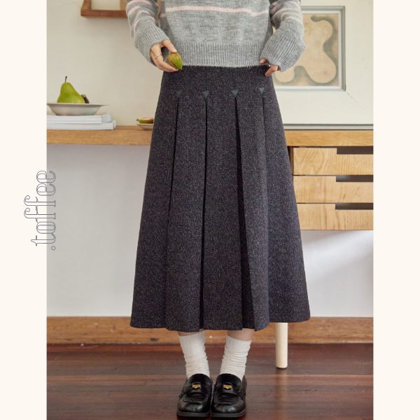 ミドル丈ジャケット&プリーツスカートのウールセットアップ Z00559