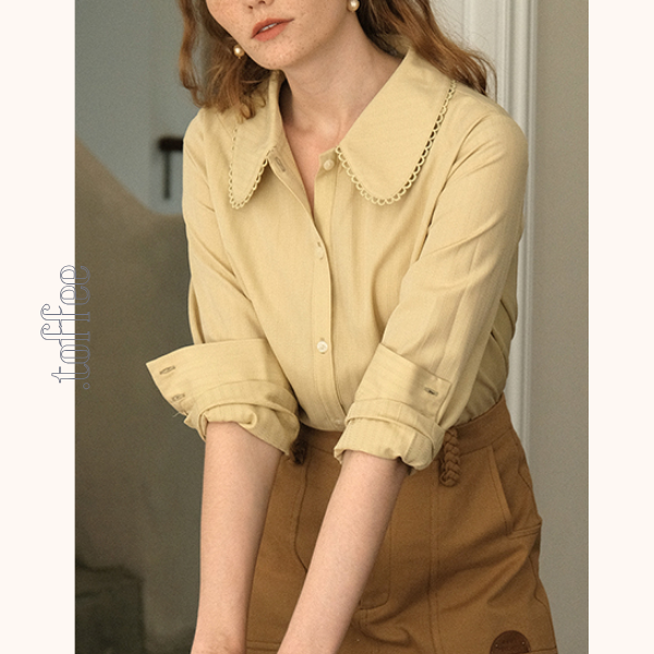 【2color】レースディテール丸襟ブラウス 《Z00747》