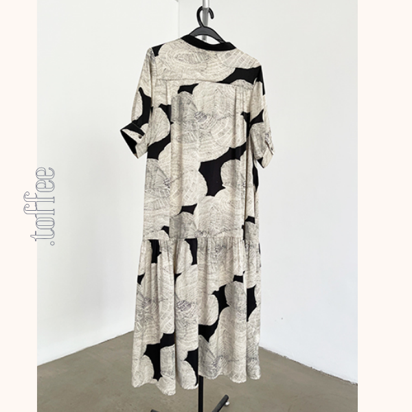モノトーンプリントボウタイワンピース Z00420