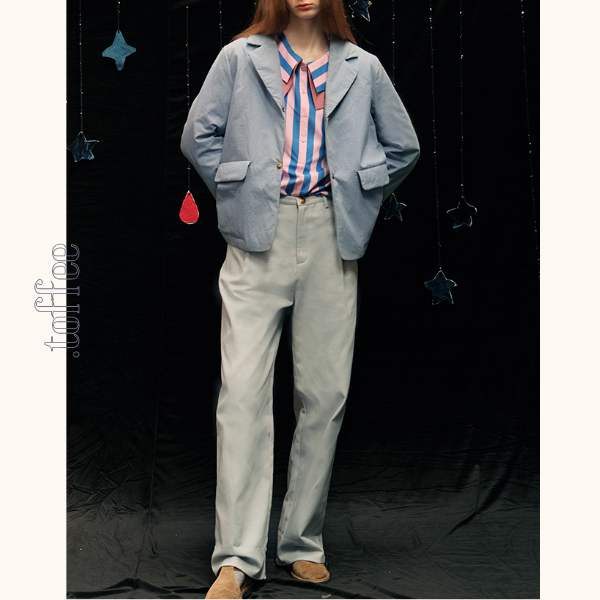 ストライプライニングテーラードジャケット　《Z00756》