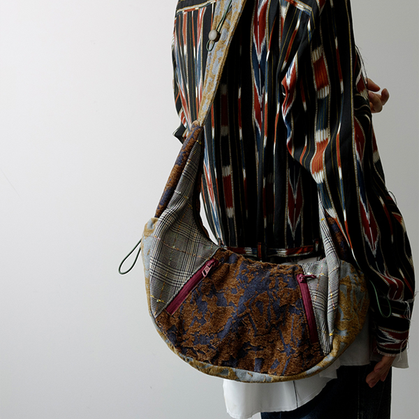 サイドチェックマルチカラーショルダーバッグ　Z00489