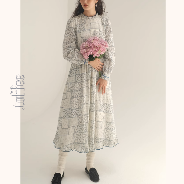 パッチワーク小花柄ロングワンピース《Z00986》