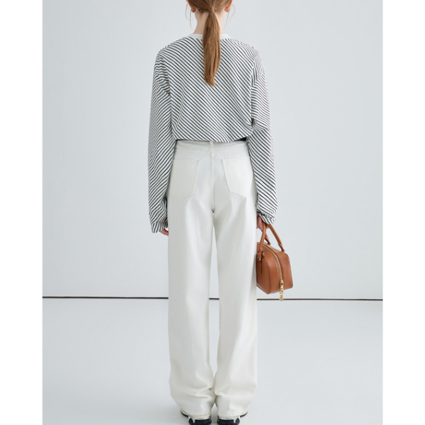 タック入りホワイトストレートデニム X-294