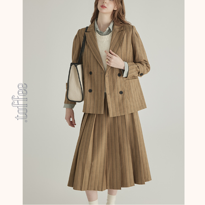 ストライプ柄ダブルブレストテーラードジャケット＆ハイウエストプリーツスカートセットアップ　《Z00777》