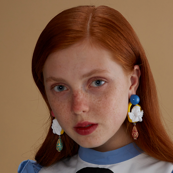 【2pattern】エンジェルモチーフドロップイヤーアクセサリー　《Z00797》