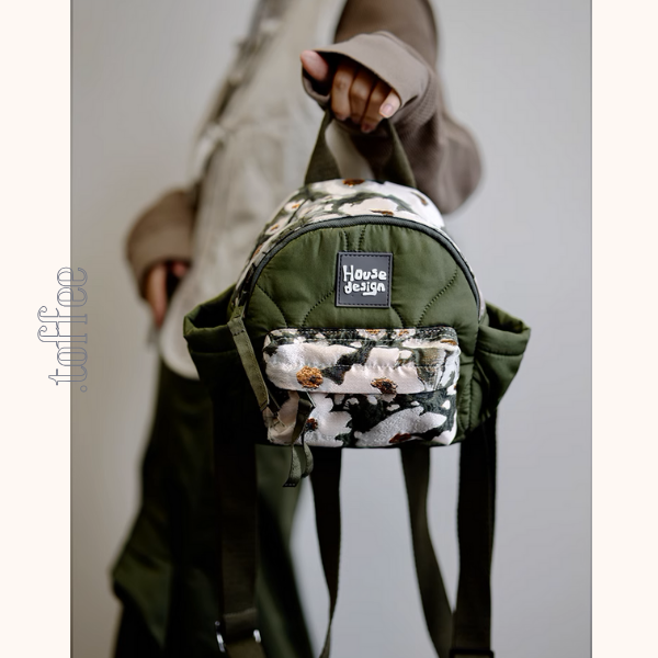 花柄＆キルティングコンパクトリュックサック《Z00938》