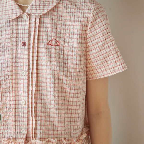 ラッフルヘムクロップドチェックシャツ《Z01021》