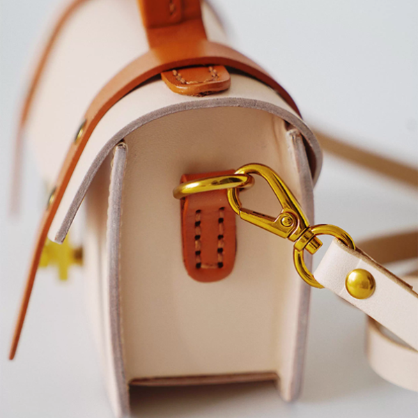 【5color】バイカラースクエアショルダーバッグ《Z00893》