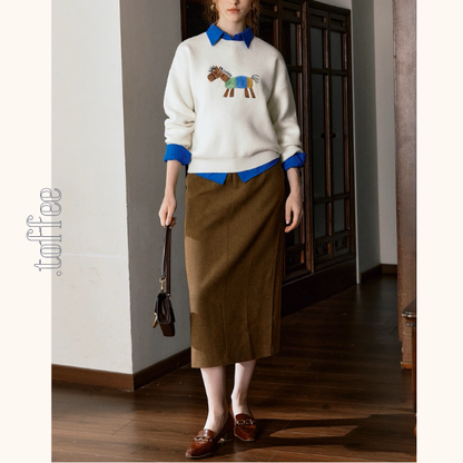 《色彩のたてがみを風に揺らして》ポニー刺繍セーター《Z01147》