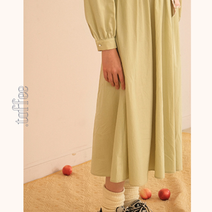 ギャザー入りAラインロングワンピース　《Z00752》