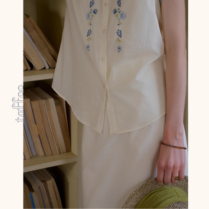 花柄刺繍が映えるレトロ可愛いセットアップ　《Z01117》