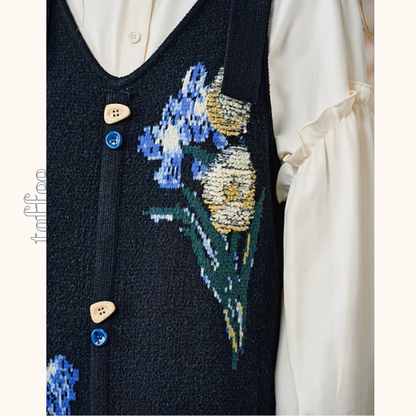 アイリスが咲くアート刺繍ワンピース《Z01129》