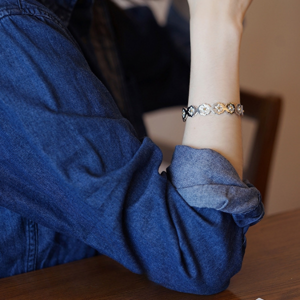 ミニフラワーデザインスリムバングル　AU-146