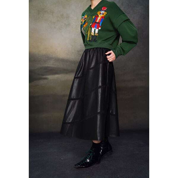 フェイクレザーエスカルゴスカート C0110