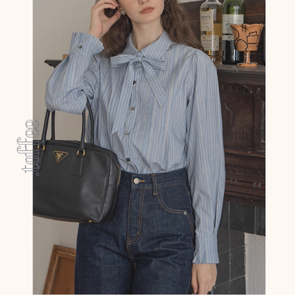 【2color】凛とした冬の朝をまとうボウタイブラウス《Z01173》