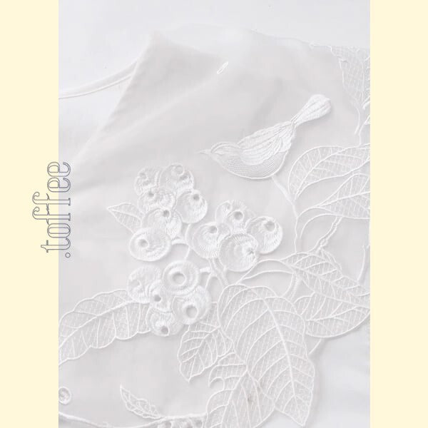 妖精の語る詩：芸術的刺繍レースのクラシカルブラウス 《C0203》